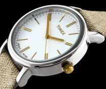 Часы Timex TW2P63700